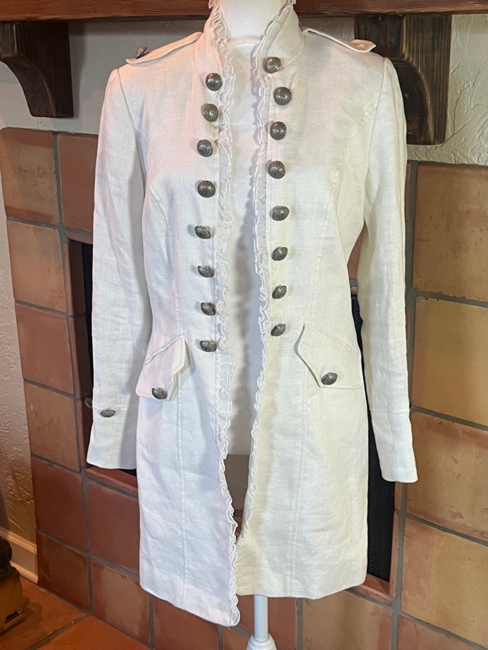 INSIGHT New York Linen Open Trench, Cream, size 4